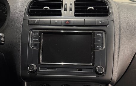 Volkswagen Polo VI (EU Market), 2013 год, 955 000 рублей, 8 фотография