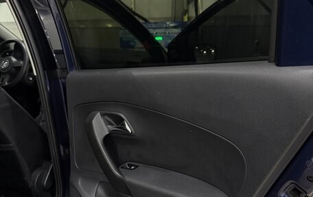 Volkswagen Polo VI (EU Market), 2013 год, 955 000 рублей, 15 фотография