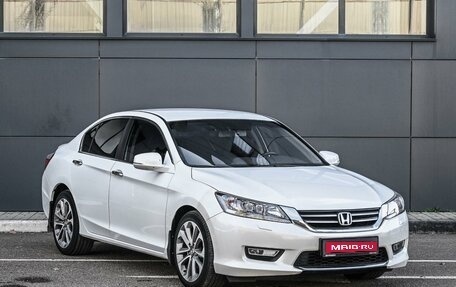 Honda Accord IX рестайлинг, 2013 год, 1 579 000 рублей, 1 фотография