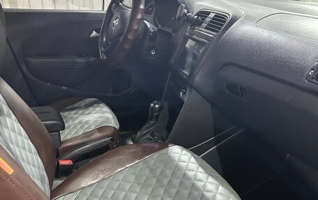 Volkswagen Polo VI (EU Market), 2016 год, 1 100 000 рублей, 8 фотография