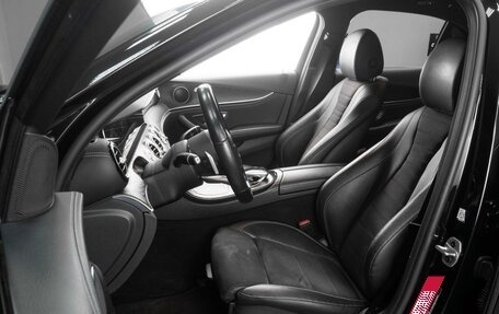 Mercedes-Benz E-Класс, 2019 год, 3 975 000 рублей, 10 фотография