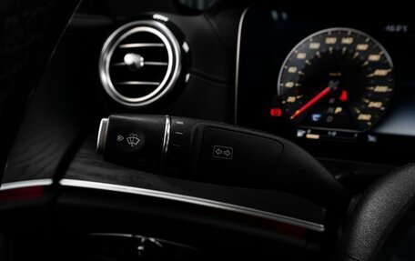 Mercedes-Benz E-Класс, 2019 год, 3 975 000 рублей, 19 фотография