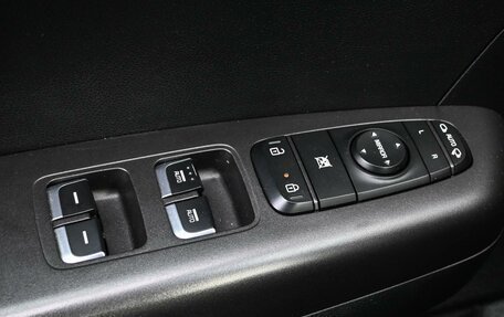 KIA Sportage IV рестайлинг, 2019 год, 2 299 000 рублей, 18 фотография