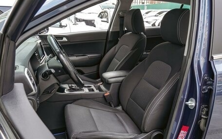 KIA Sportage IV рестайлинг, 2018 год, 2 200 000 рублей, 10 фотография