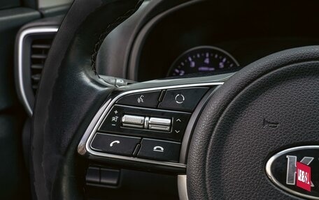 KIA Sportage IV рестайлинг, 2018 год, 2 200 000 рублей, 15 фотография