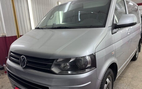 Volkswagen Multivan T5, 2010 год, 2 499 999 рублей, 1 фотография