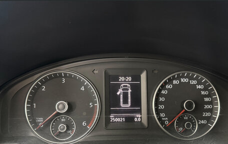 Volkswagen Multivan T5, 2010 год, 2 499 999 рублей, 15 фотография