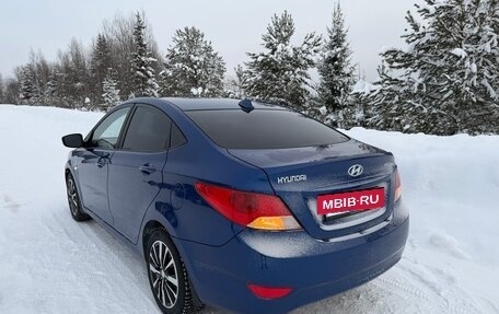 Hyundai Solaris II рестайлинг, 2011 год, 550 000 рублей, 4 фотография