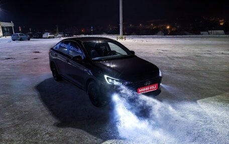 Hyundai Solaris II рестайлинг, 2021 год, 1 750 000 рублей, 1 фотография