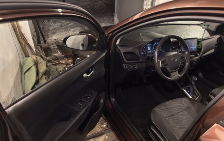 Hyundai Solaris II рестайлинг, 2021 год, 1 750 000 рублей, 20 фотография