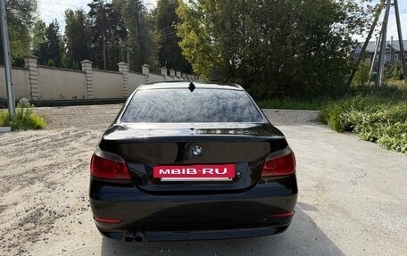 BMW 5 серия, 2004 год, 1 420 000 рублей, 3 фотография