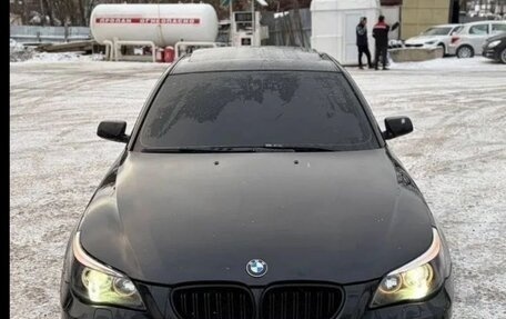 BMW 5 серия, 2003 год, 750 000 рублей, 2 фотография
