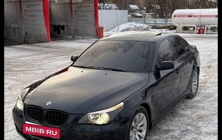 BMW 5 серия, 2003 год, 750 000 рублей, 3 фотография
