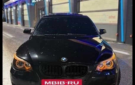 BMW 5 серия, 2003 год, 750 000 рублей, 4 фотография