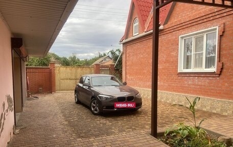 BMW 1 серия, 2012 год, 1 300 000 рублей, 24 фотография