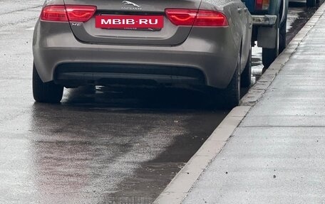 Jaguar XE I рестайлинг, 2016 год, 1 950 000 рублей, 2 фотография