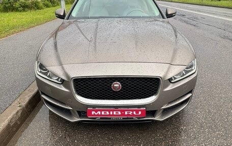 Jaguar XE I рестайлинг, 2016 год, 1 950 000 рублей, 1 фотография