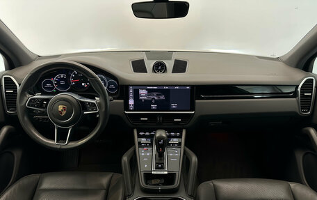 Porsche Cayenne III, 2020 год, 6 990 000 рублей, 10 фотография