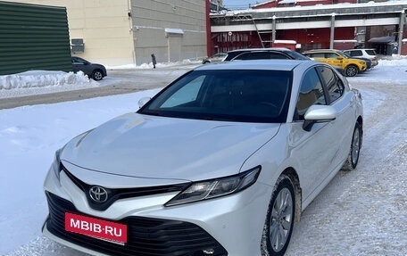 Toyota Camry, 2021 год, 2 920 000 рублей, 1 фотография
