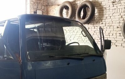 Nissan Urvan III, 1990 год, 350 000 рублей, 1 фотография