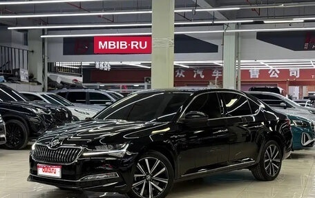 Skoda Superb III рестайлинг, 2025 год, 2 568 911 рублей, 1 фотография