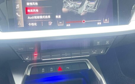 Audi A3, 2023 год, 2 330 000 рублей, 2 фотография