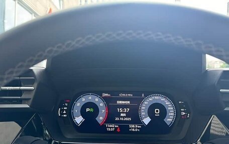 Audi A3, 2023 год, 2 330 000 рублей, 10 фотография