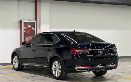 Skoda Superb III рестайлинг, 2023 год, 2 266 911 рублей, 4 фотография