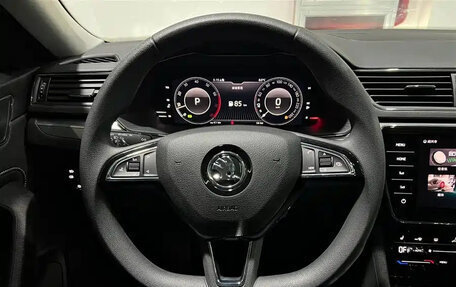 Skoda Superb III рестайлинг, 2025 год, 2 568 911 рублей, 11 фотография