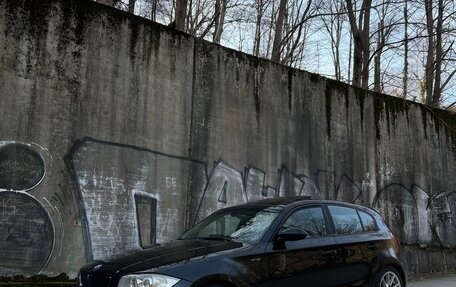 BMW 1 серия, 2005 год, 1 000 000 рублей, 1 фотография