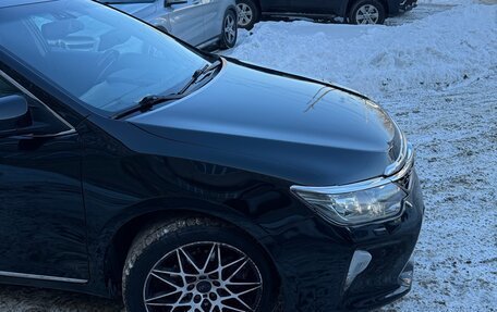 Toyota Camry, 2017 год, 2 200 000 рублей, 4 фотография