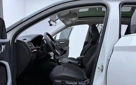 Skoda Kamiq I, 2022 год, 2 150 000 рублей, 14 фотография