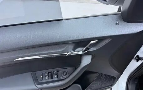 Skoda Kamiq I, 2022 год, 2 150 000 рублей, 13 фотография