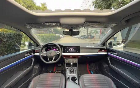 Volkswagen Lavida, 2023 год, 1 800 000 рублей, 6 фотография