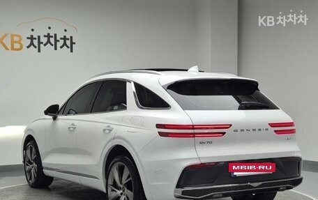 Genesis GV70, 2025 год, 7 190 099 рублей, 3 фотография