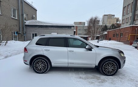 Volkswagen Touareg III, 2011 год, 2 000 000 рублей, 4 фотография