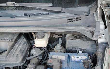 Hyundai H-1 II рестайлинг, 2012 год, 1 900 000 рублей, 3 фотография