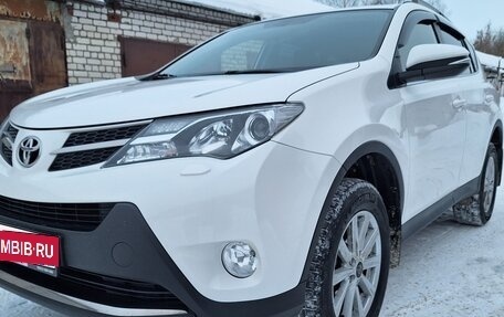 Toyota RAV4, 2013 год, 2 289 000 рублей, 11 фотография