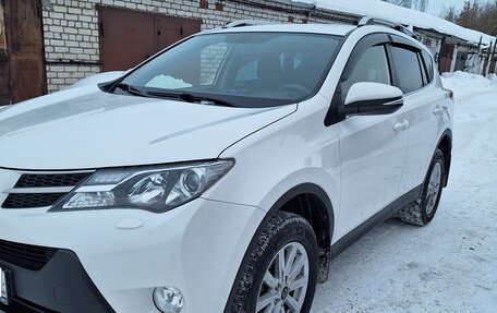 Toyota RAV4, 2013 год, 2 289 000 рублей, 24 фотография