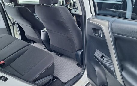 Toyota RAV4, 2013 год, 2 289 000 рублей, 36 фотография