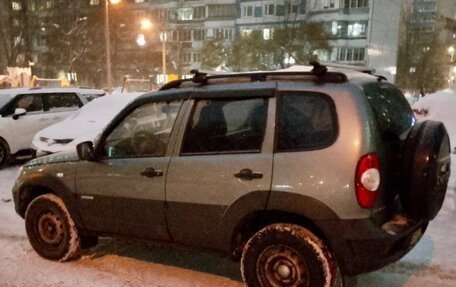 Chevrolet Niva I рестайлинг, 2014 год, 590 000 рублей, 4 фотография