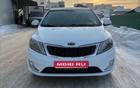 KIA Rio III рестайлинг, 2012 год, 700 000 рублей, 10 фотография