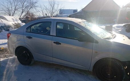 Chevrolet Aveo III, 2013 год, 350 000 рублей, 2 фотография