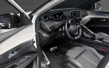 Peugeot 5008 II, 2022 год, 1 893 000 рублей, 12 фотография