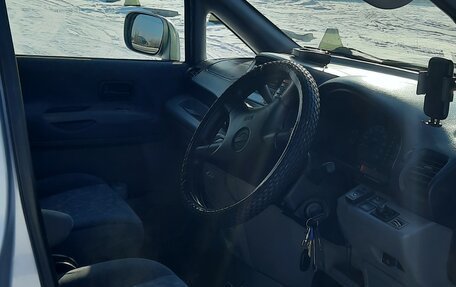 Nissan Serena II, 2000 год, 600 000 рублей, 7 фотография