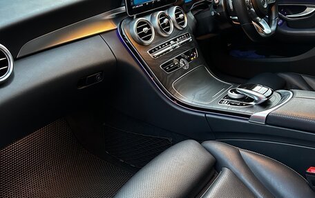 Mercedes-Benz C-Класс, 2019 год, 2 150 000 рублей, 19 фотография