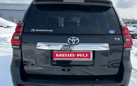 Toyota Land Cruiser Prado 150 рестайлинг 2, 2019 год, 5 100 000 рублей, 9 фотография