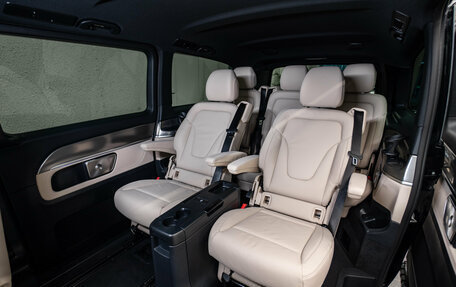 Mercedes-Benz V-Класс, 2024 год, 13 000 000 рублей, 14 фотография