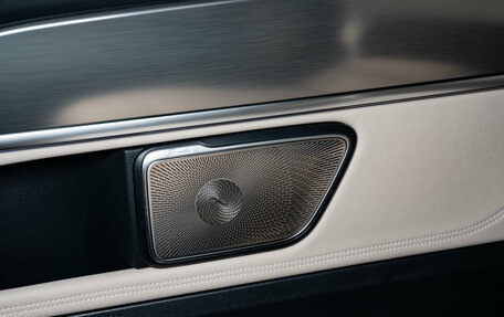 Mercedes-Benz V-Класс, 2024 год, 13 000 000 рублей, 25 фотография