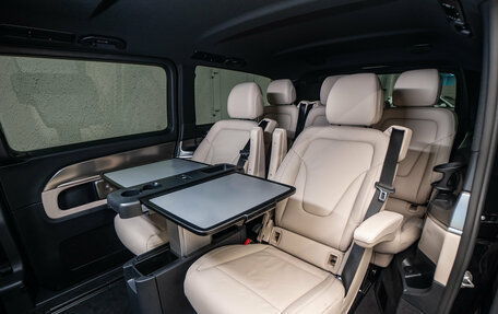 Mercedes-Benz V-Класс, 2024 год, 13 000 000 рублей, 28 фотография